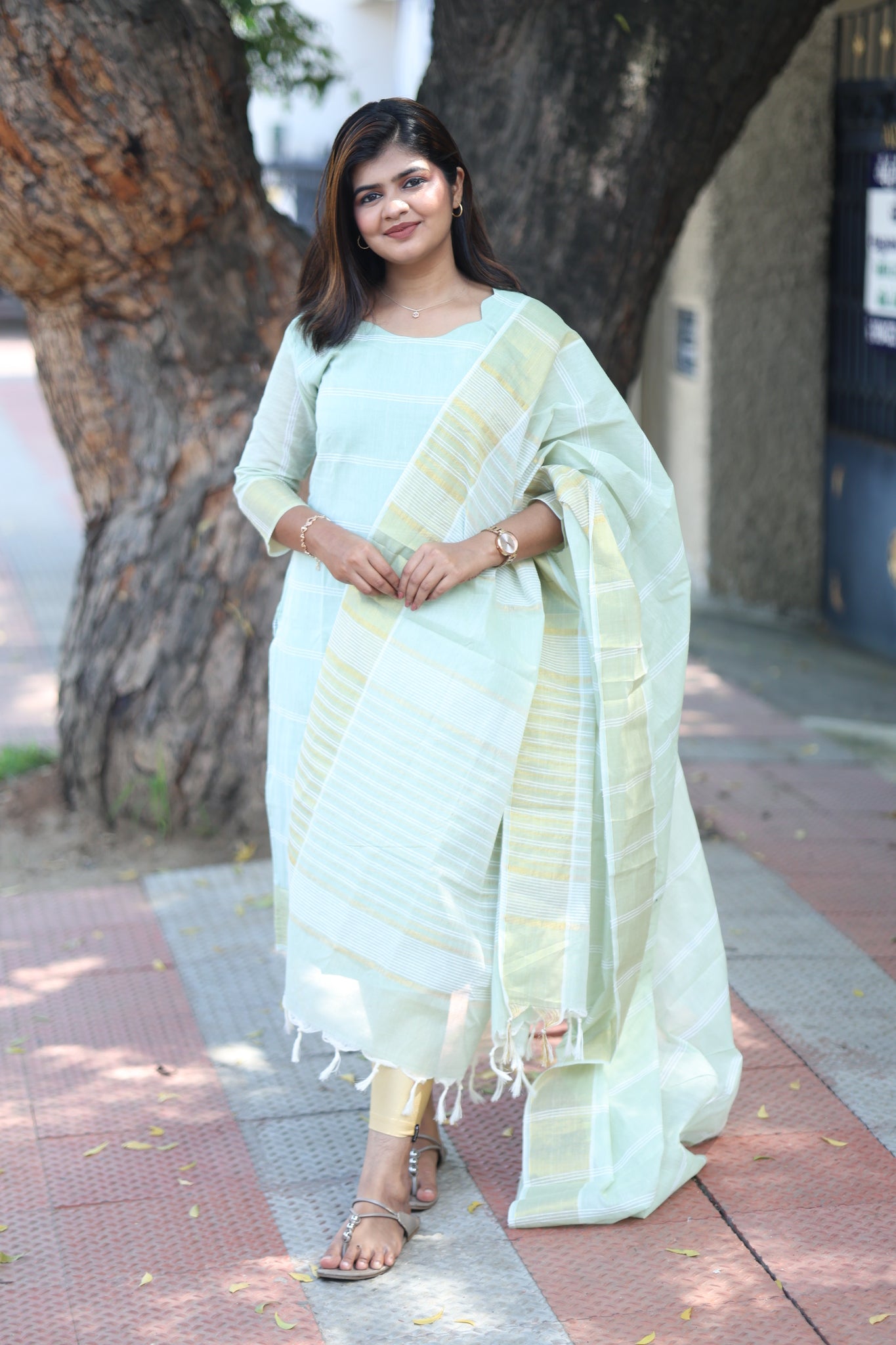 2 pc set - Top and Dupatta - Saga Glow - neemai