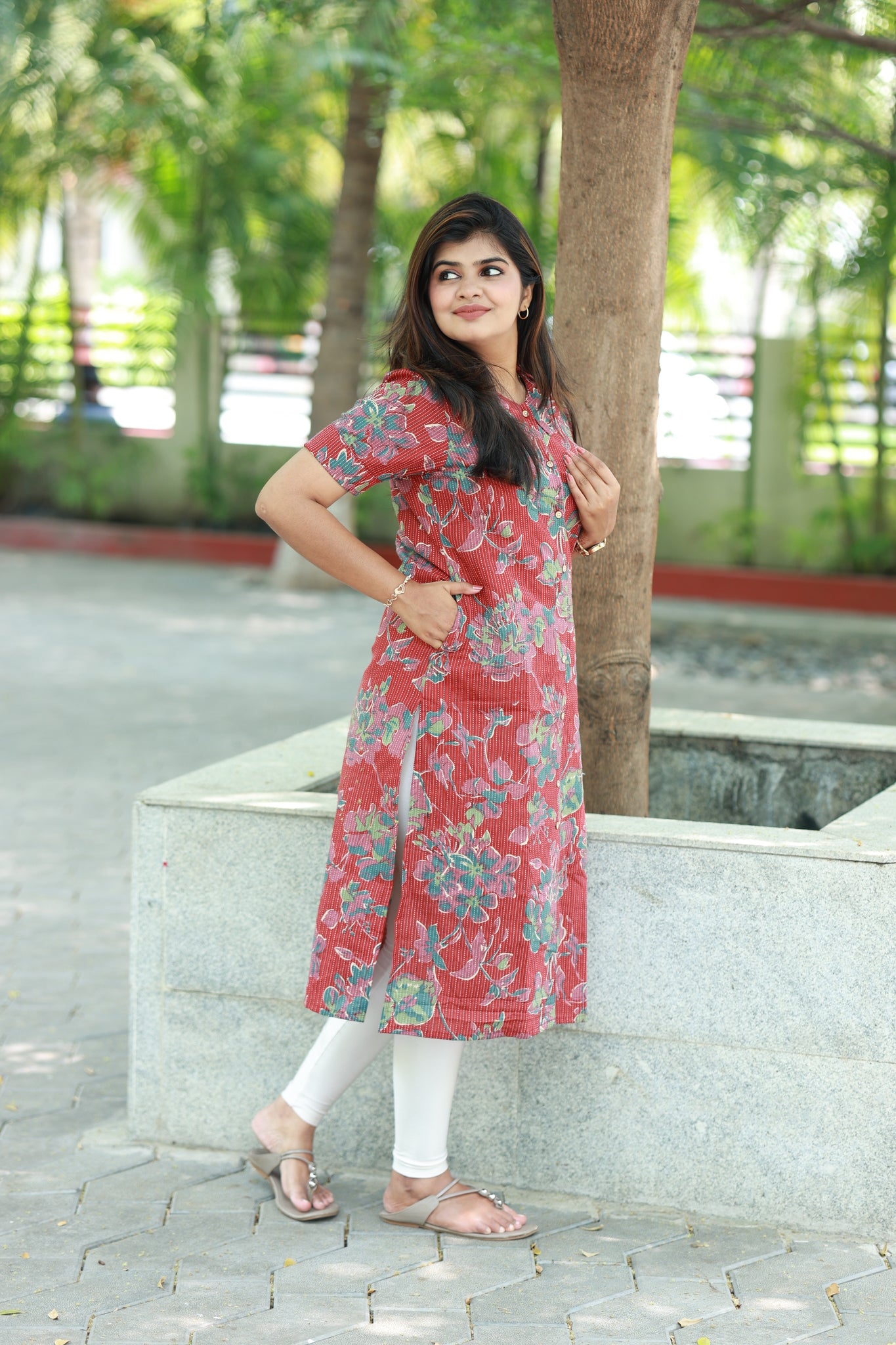 Kurti - Comfortable red maternity cotton kurti with side pocket and relaxed fit.