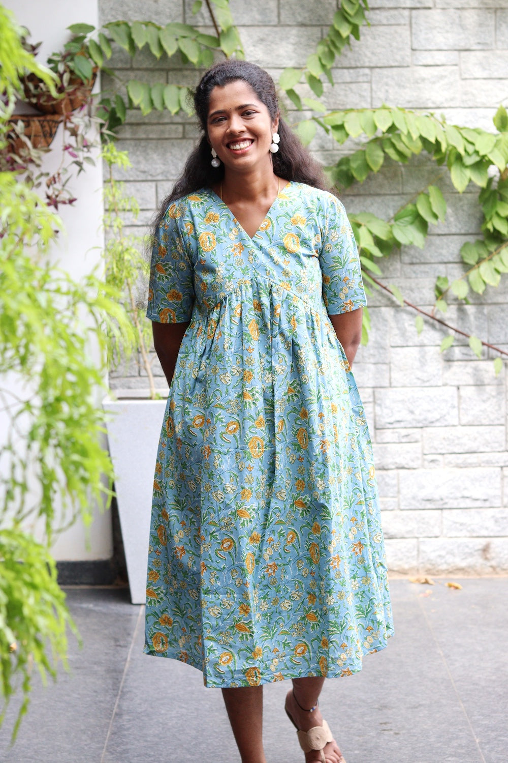 Alia cut pure cotton gown