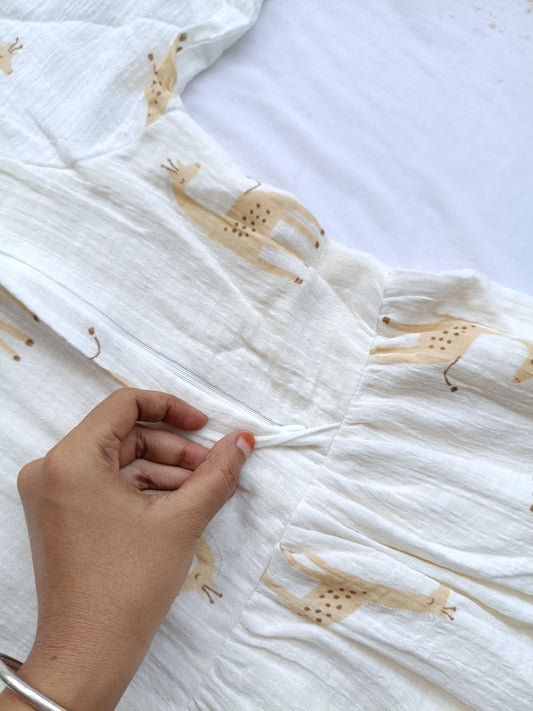 Premium Muslin- Feeding/ Maternity Maxi/Gown - Cotton lining /Double side zip - Giraffe