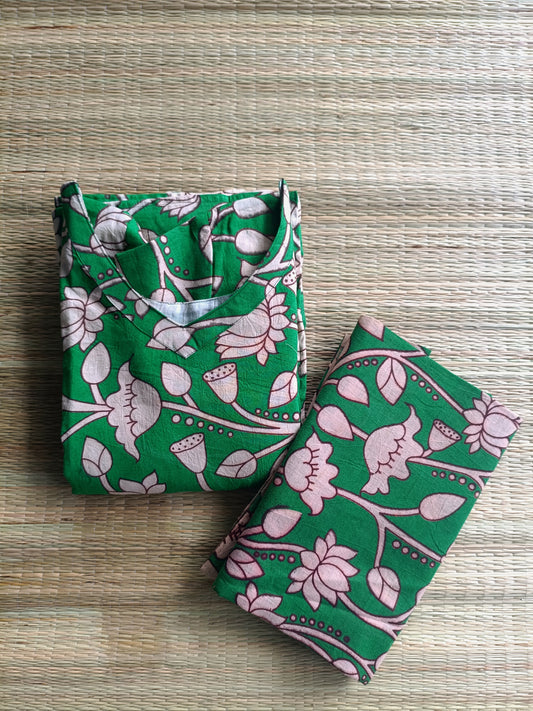 Block printed kalamkari cotton Maternity 2 pc chudidhar set [ Top with double side zip, and dupatta - Dark Green Flower