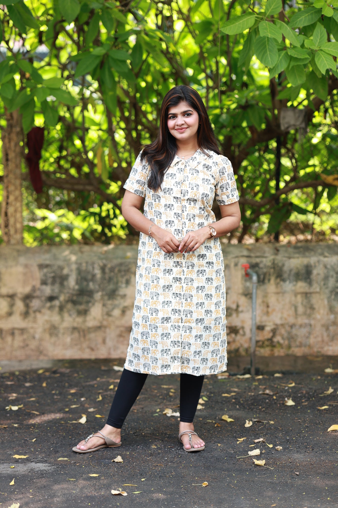 Top/kurti- Elephant print maternity kurti with short sleeves, cotton breathable fabric and comfort wear.