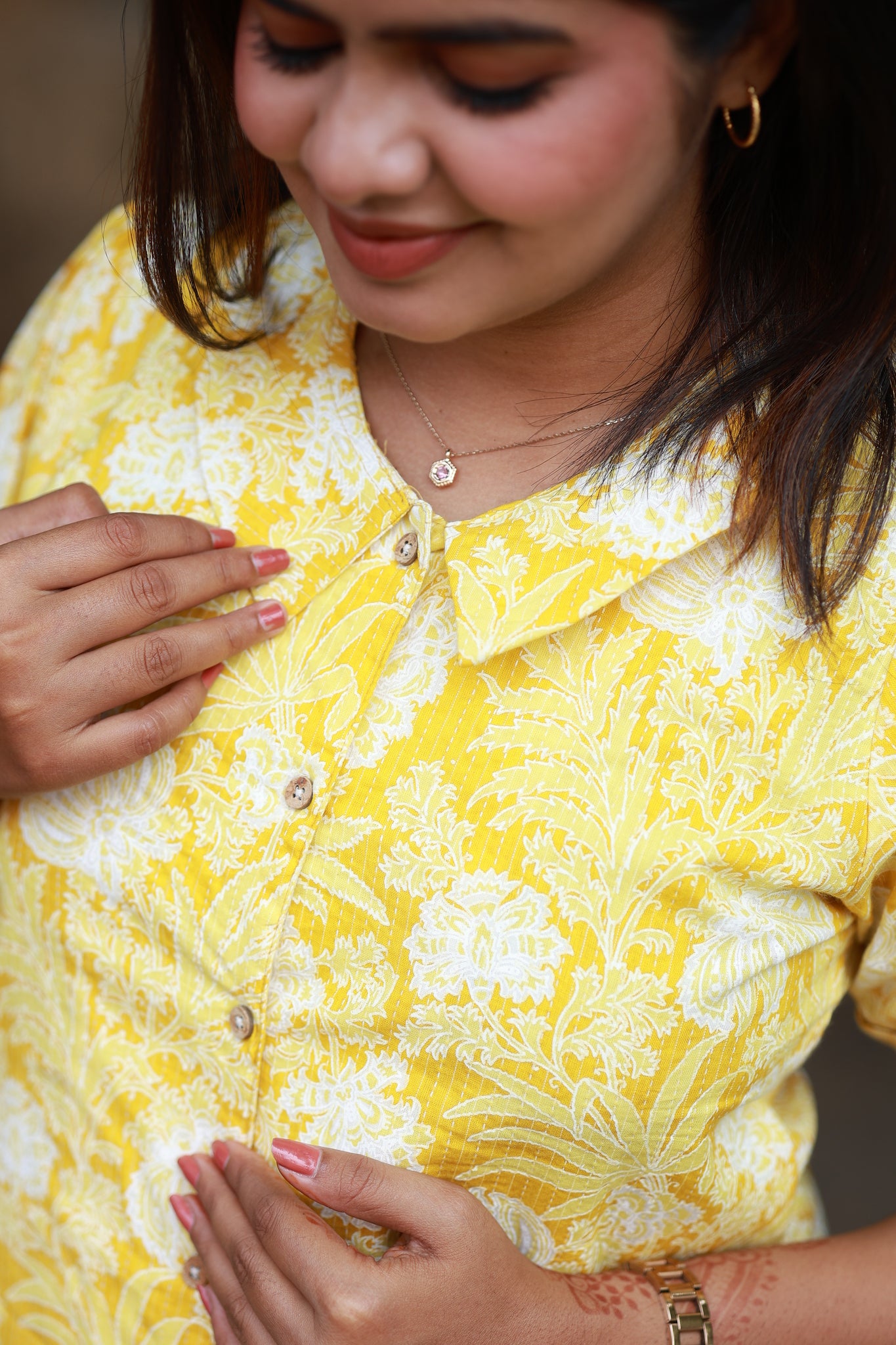 Lemon color flower print maternity kurti - Soft Peter Pan collar with front feeding buttons.