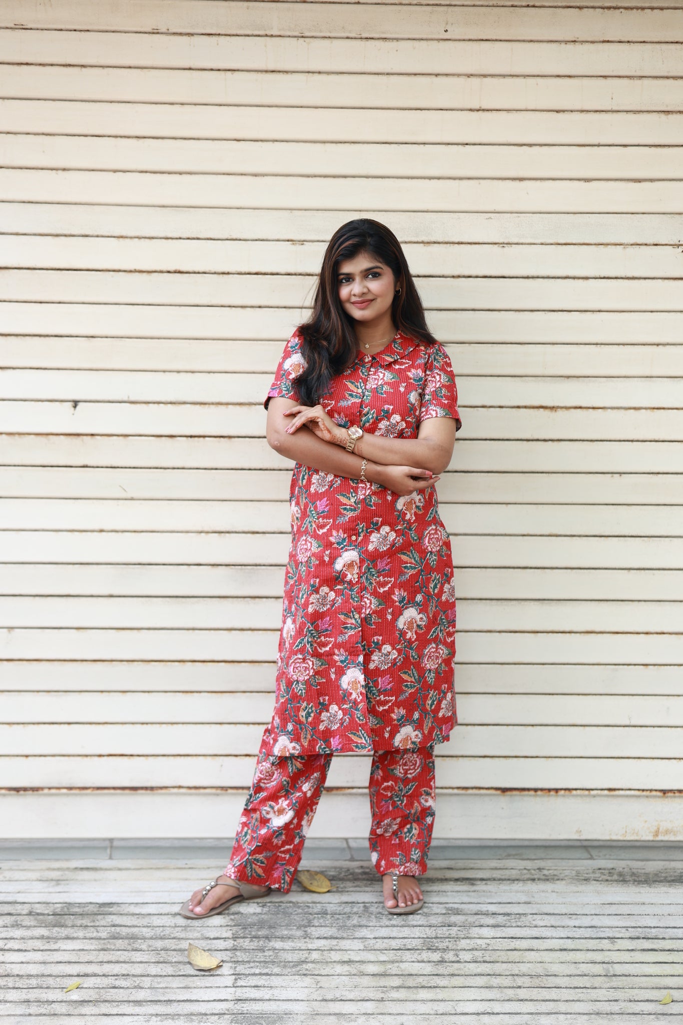 Co-ord set - Red floral maternity and regular wear co ord set with feeding friendly kurta and soft cotton fabric.
