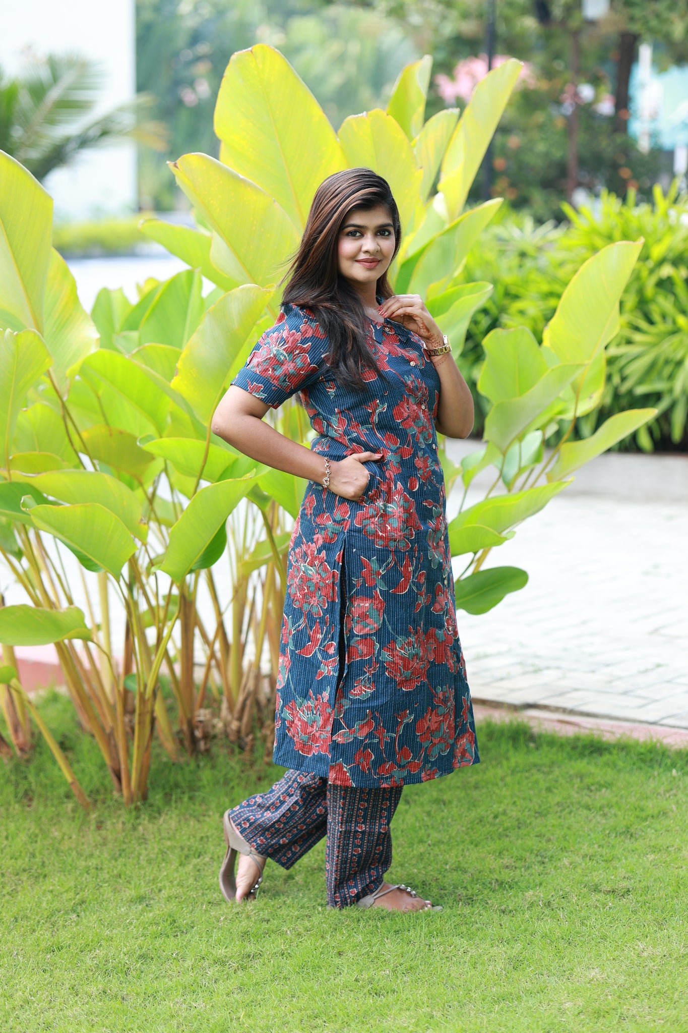Co-ord set - Navy blue floral maternity and everyday wear kurta with functional side pocket