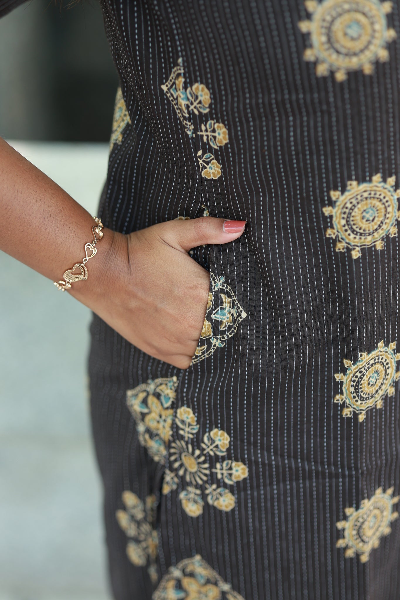 Kurti -  Spider - neemai