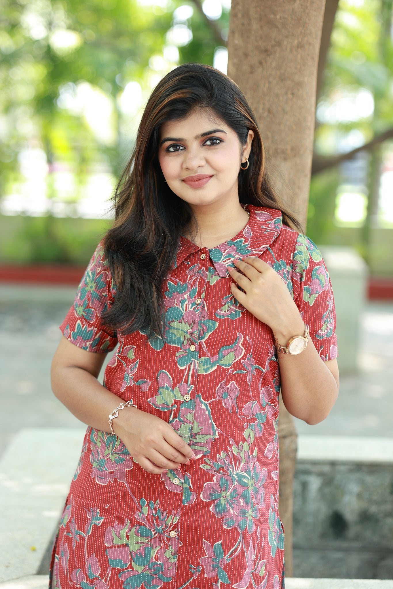 Kurti -  Red floral printed maternity kurti with collar neck and feeding buttons.