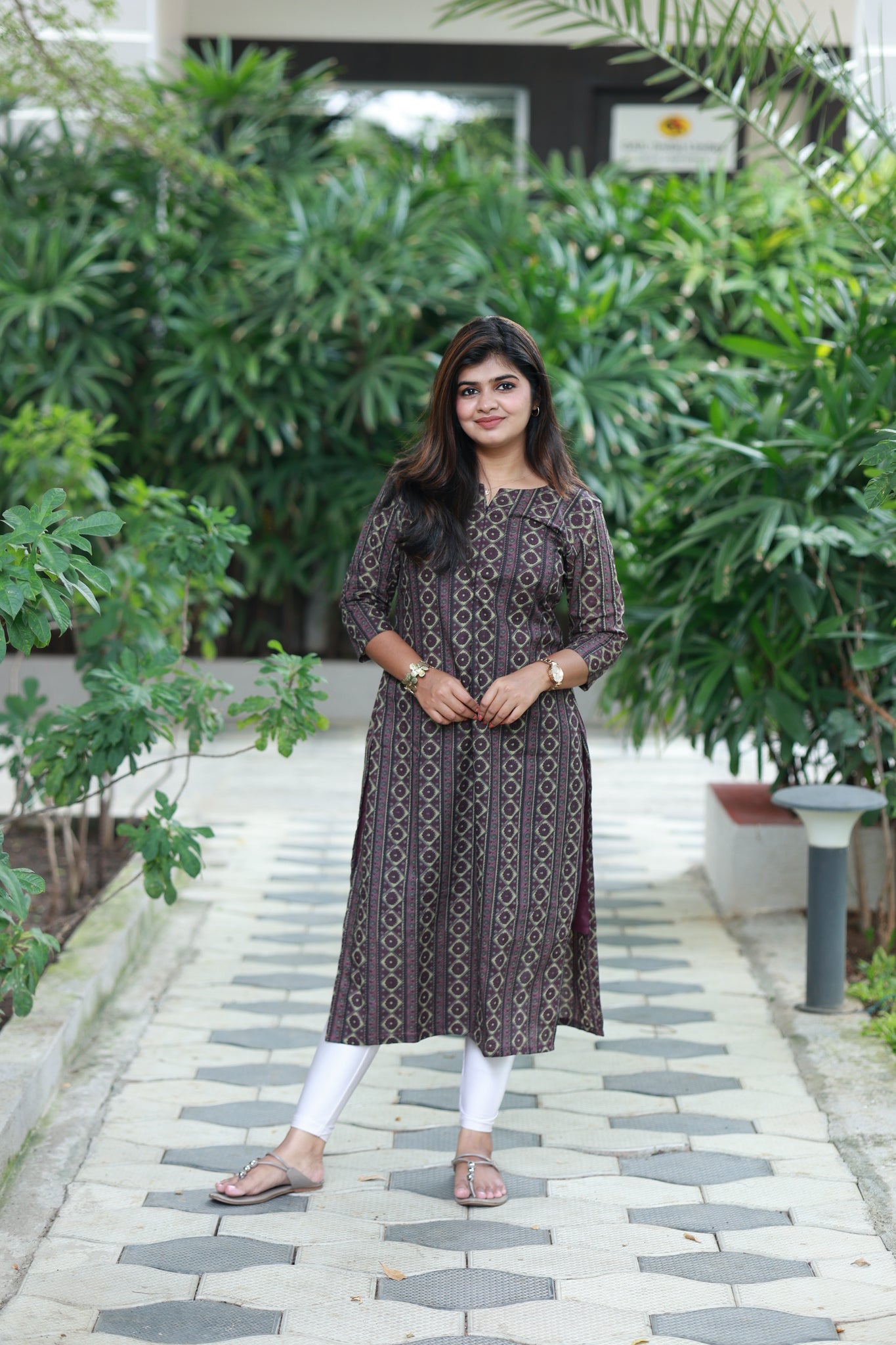 Top/Kurti -   Grape - neemai