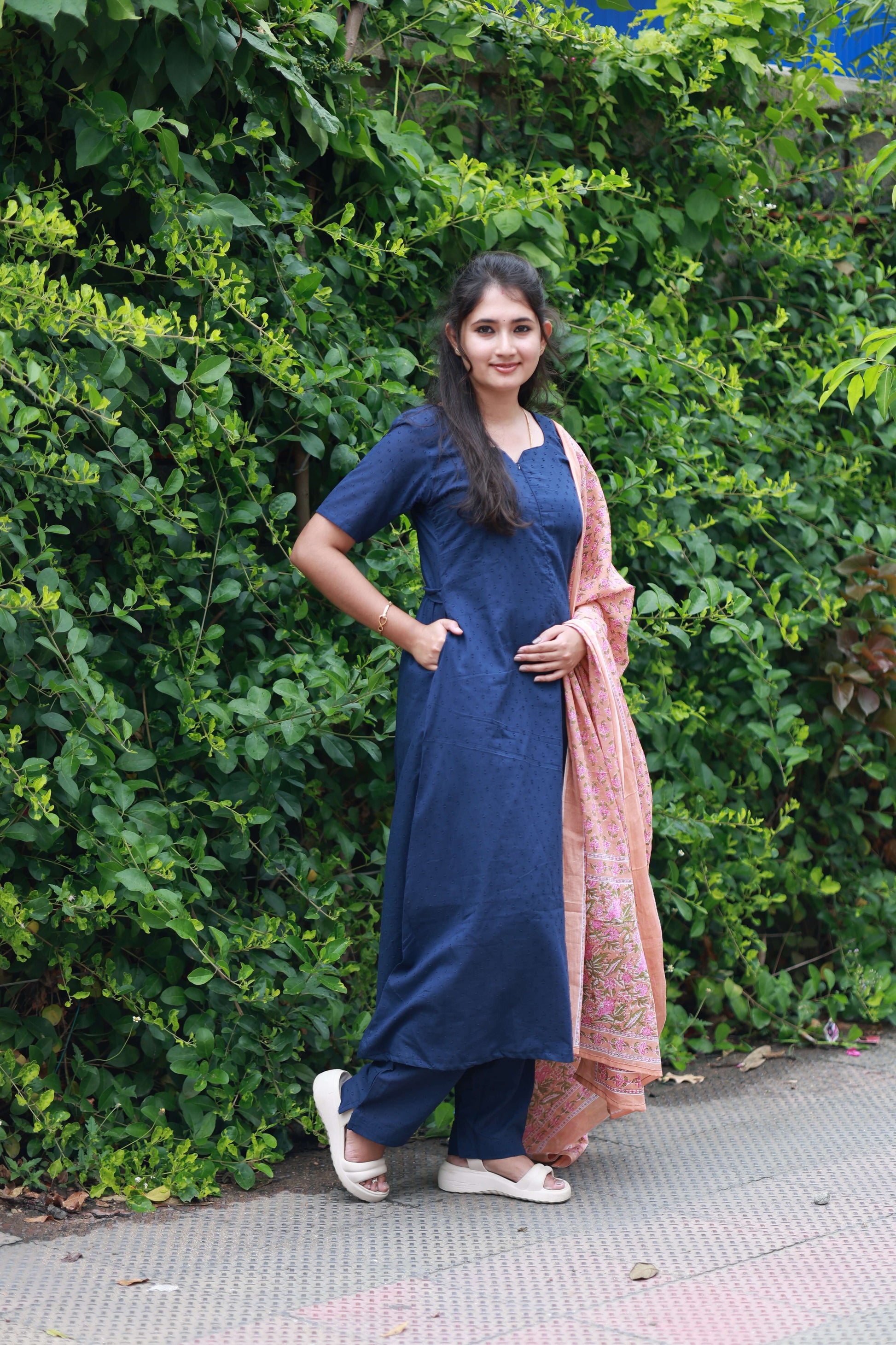Maternity tops - 3 piece set [ kurta, pant and dupatta] -   Ink blue. Soft breathable cotton dress perfect for pregnancy wear and feeding.