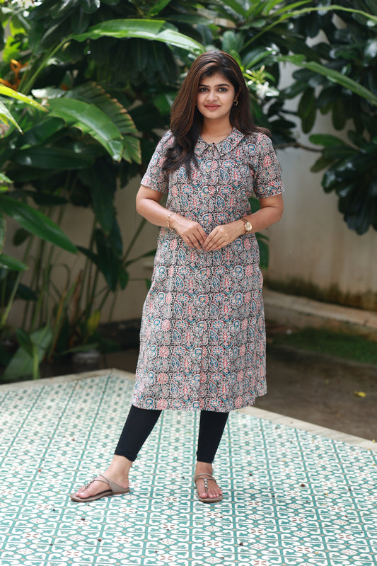 Kurti - Rustic Bloom - neemai