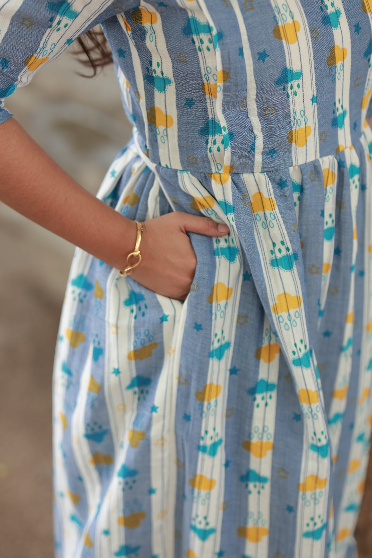 Premium Muslin- Feeding/ Maternity Maxi/Gown - Cotton lining /Double side zip - Handy pockets for quick access essentials, Easy-access pockets for added comfort. 