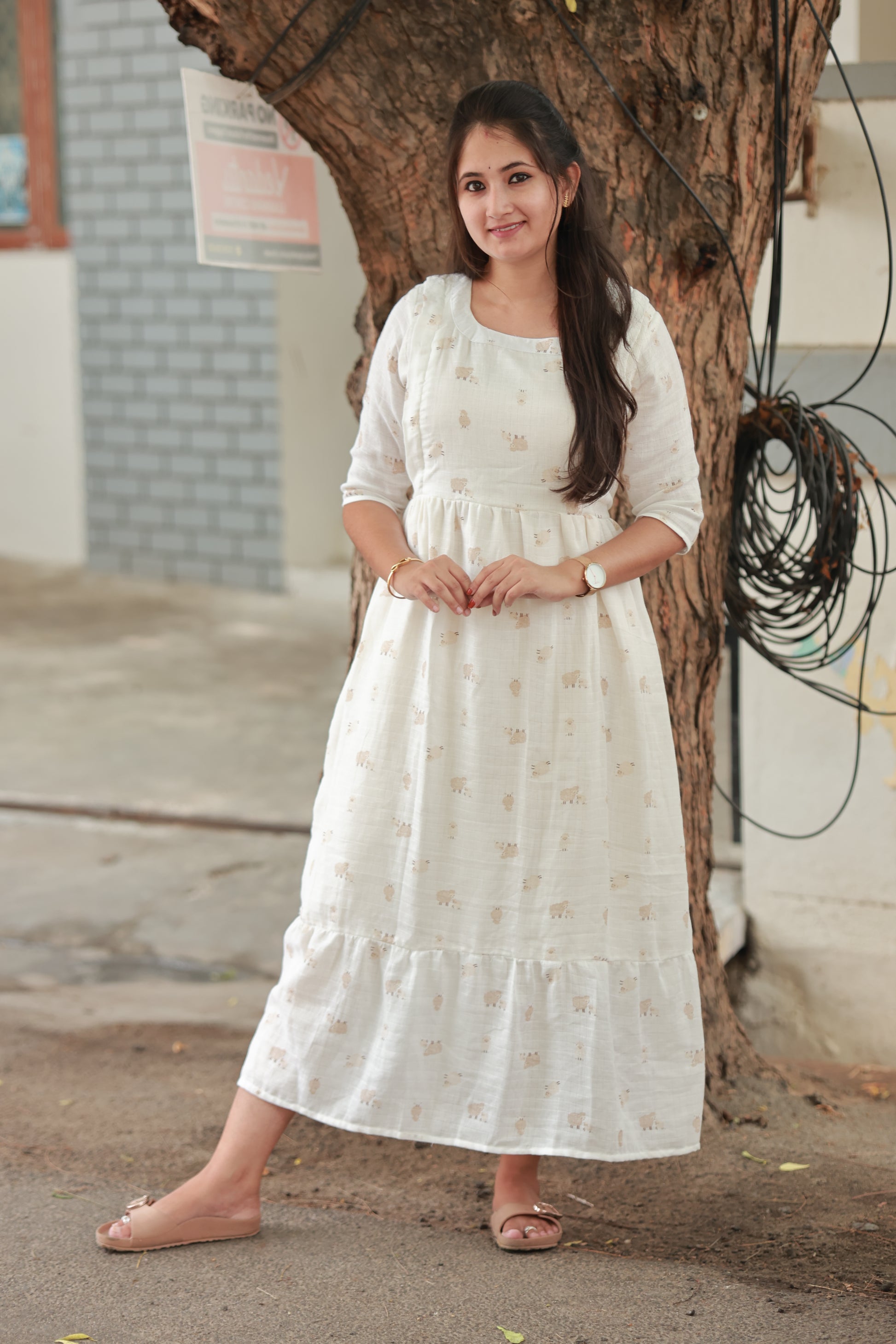   Premium Muslin- Feeding/ Maternity Maxi/Gown - Cotton lining / Double side zip - Soft and breathable muslin fabric for all-day comfort, Suitable for both indoor and outdoor photoshoots.