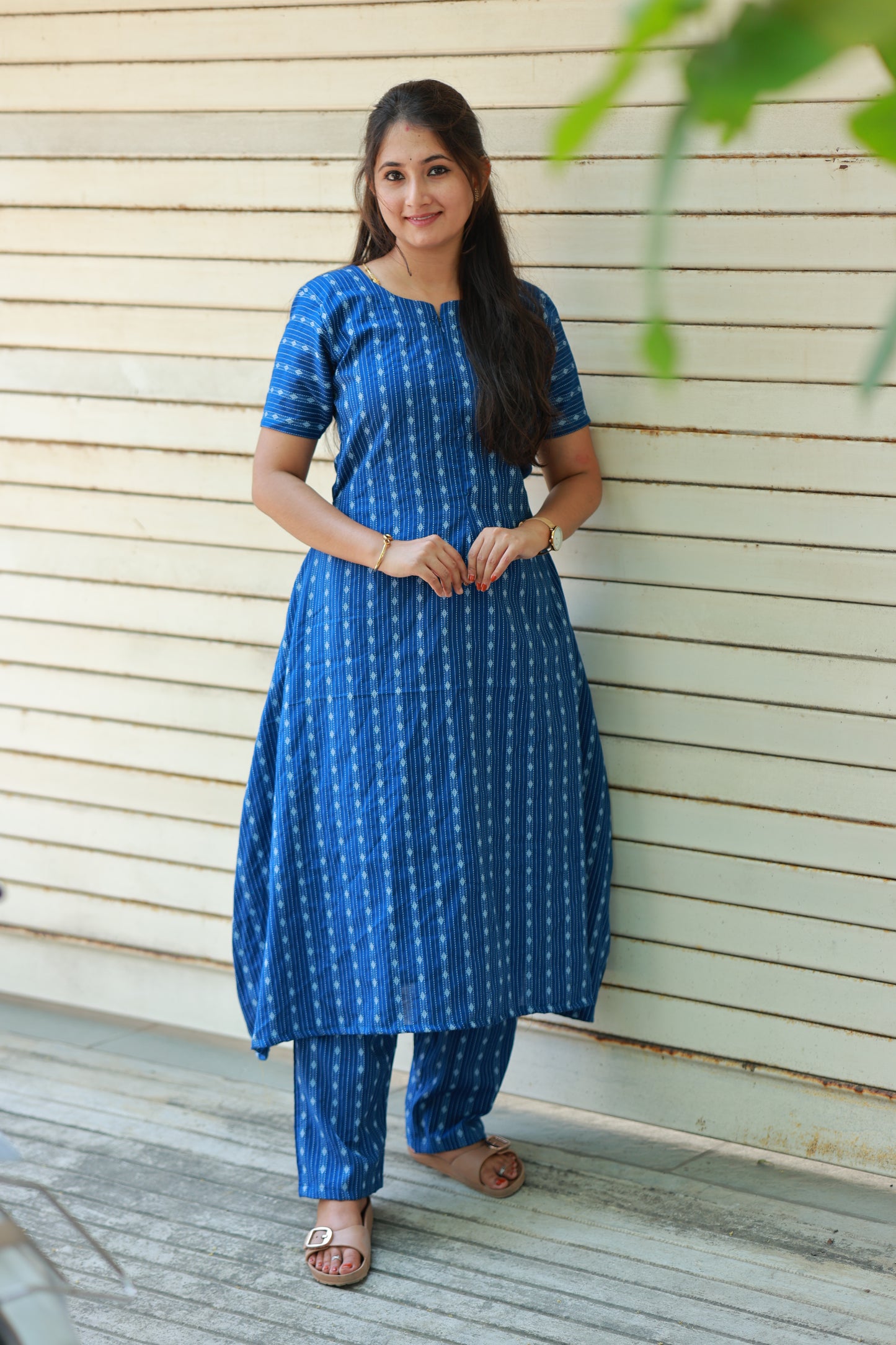 Coordset- Feeding / Maternity 2 pc set [Top with center zip and free size bottom] - Ink Blue