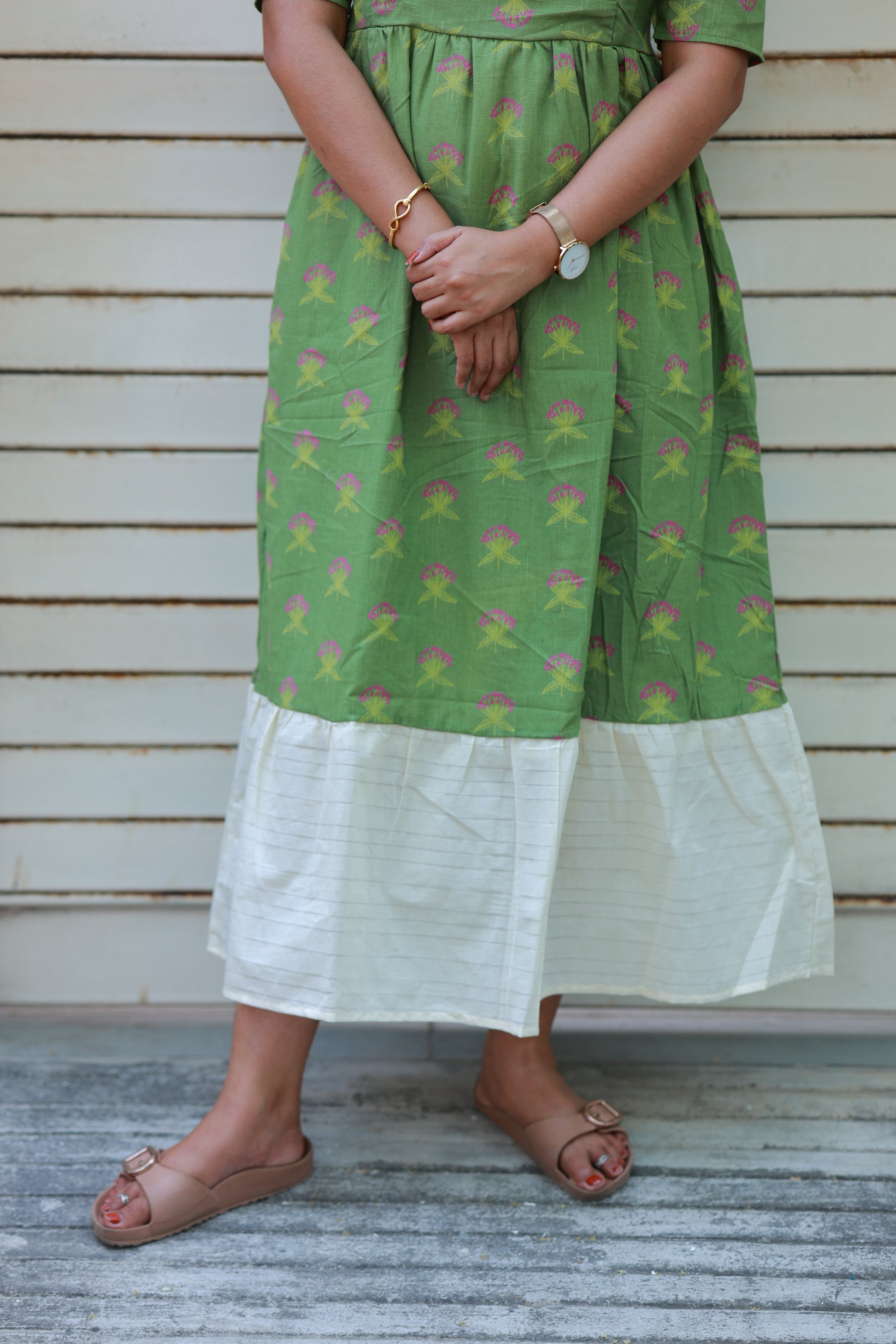 Flowy light green maxi dress with contrast white border hem, stylish cool outfit for summer, perfect pregnancy wear for women 