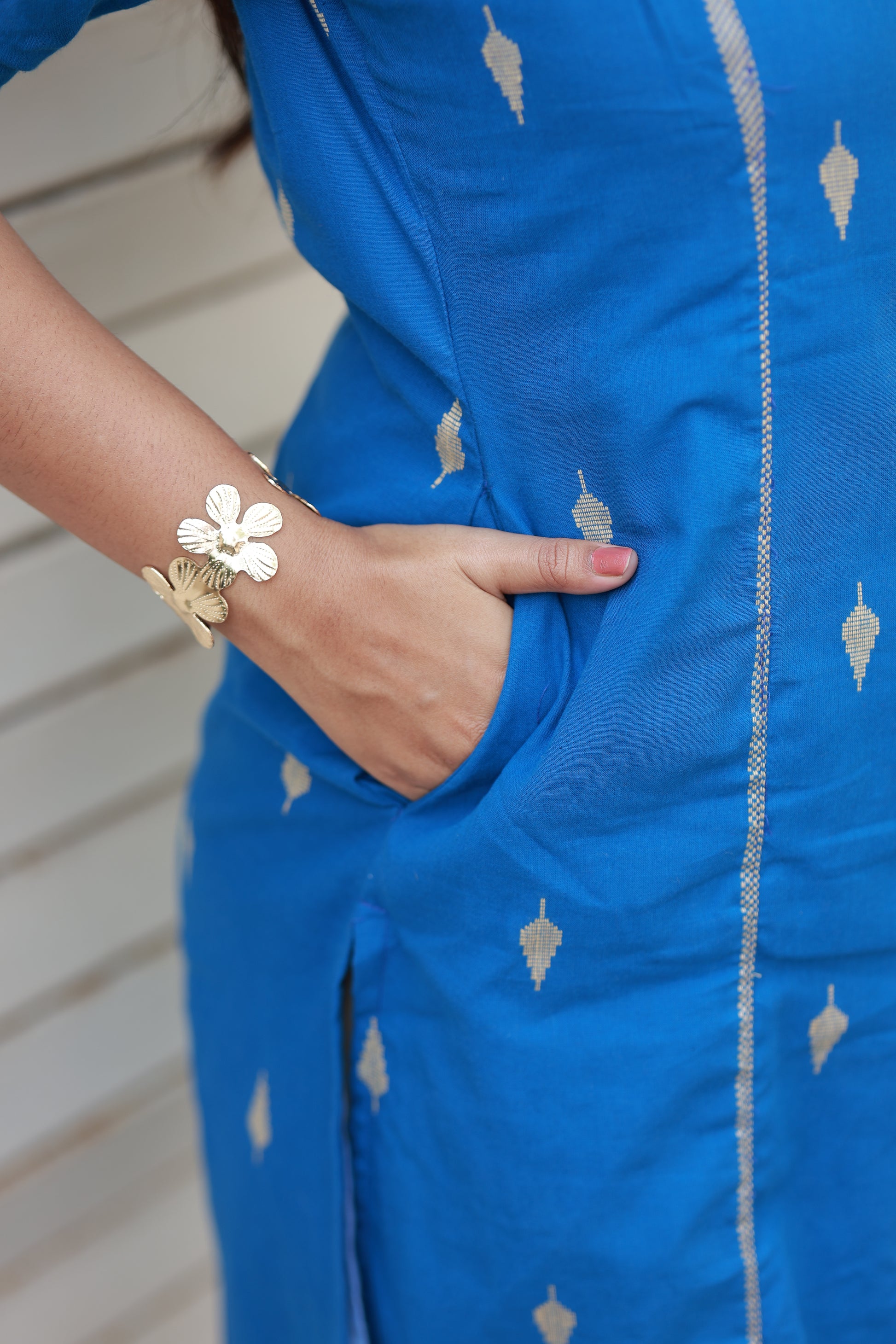 Neemai Blue Cotton Kurti with Side Pocket, Comfortable Summer Feeding Friendly Outfit, Lightweight Breathable office Wear