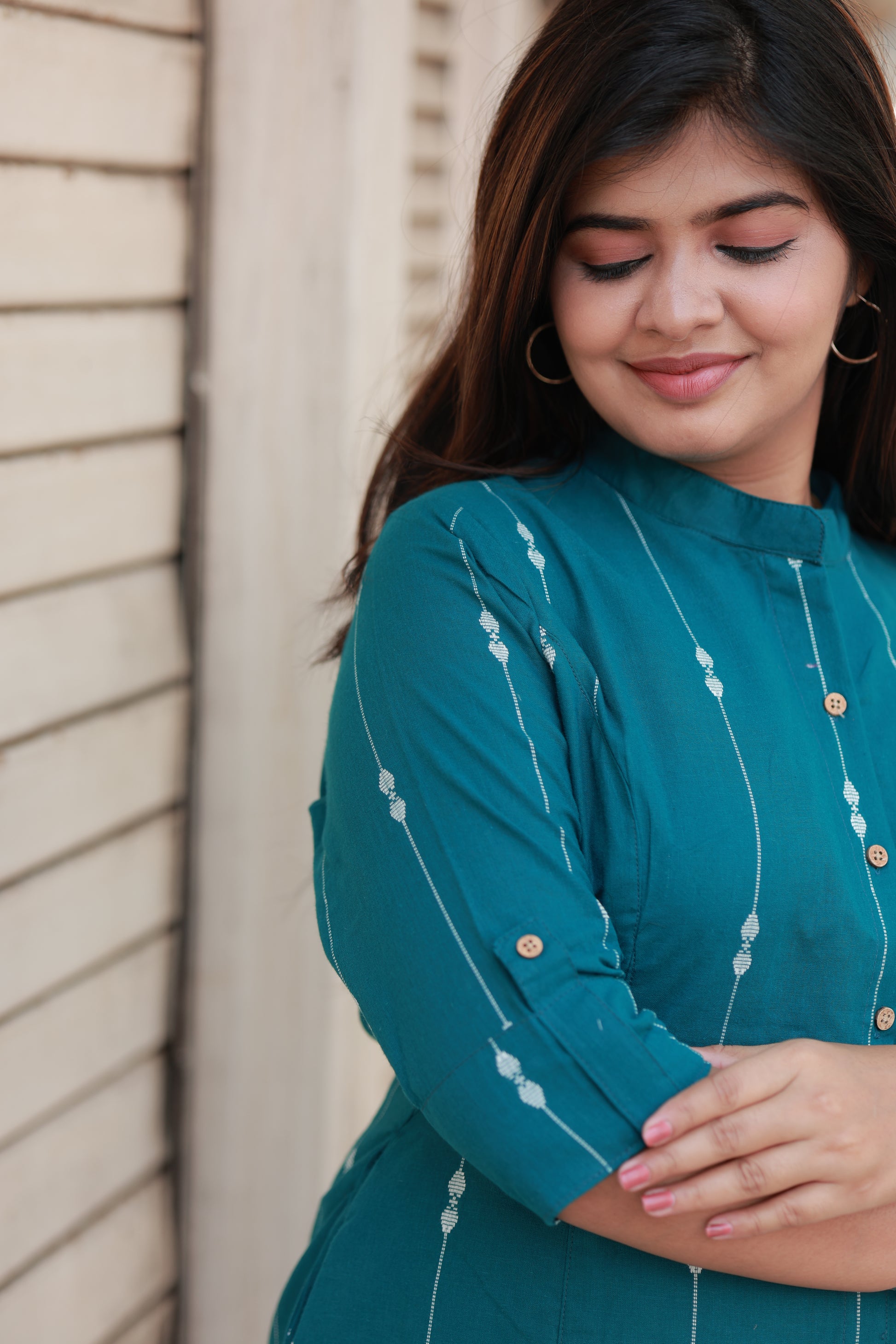 Neemai Green Cotton Kurti with Roll-Up 3/4 Sleeve and Elegant Pattern, Lightweight Comfortable office Wear for Women