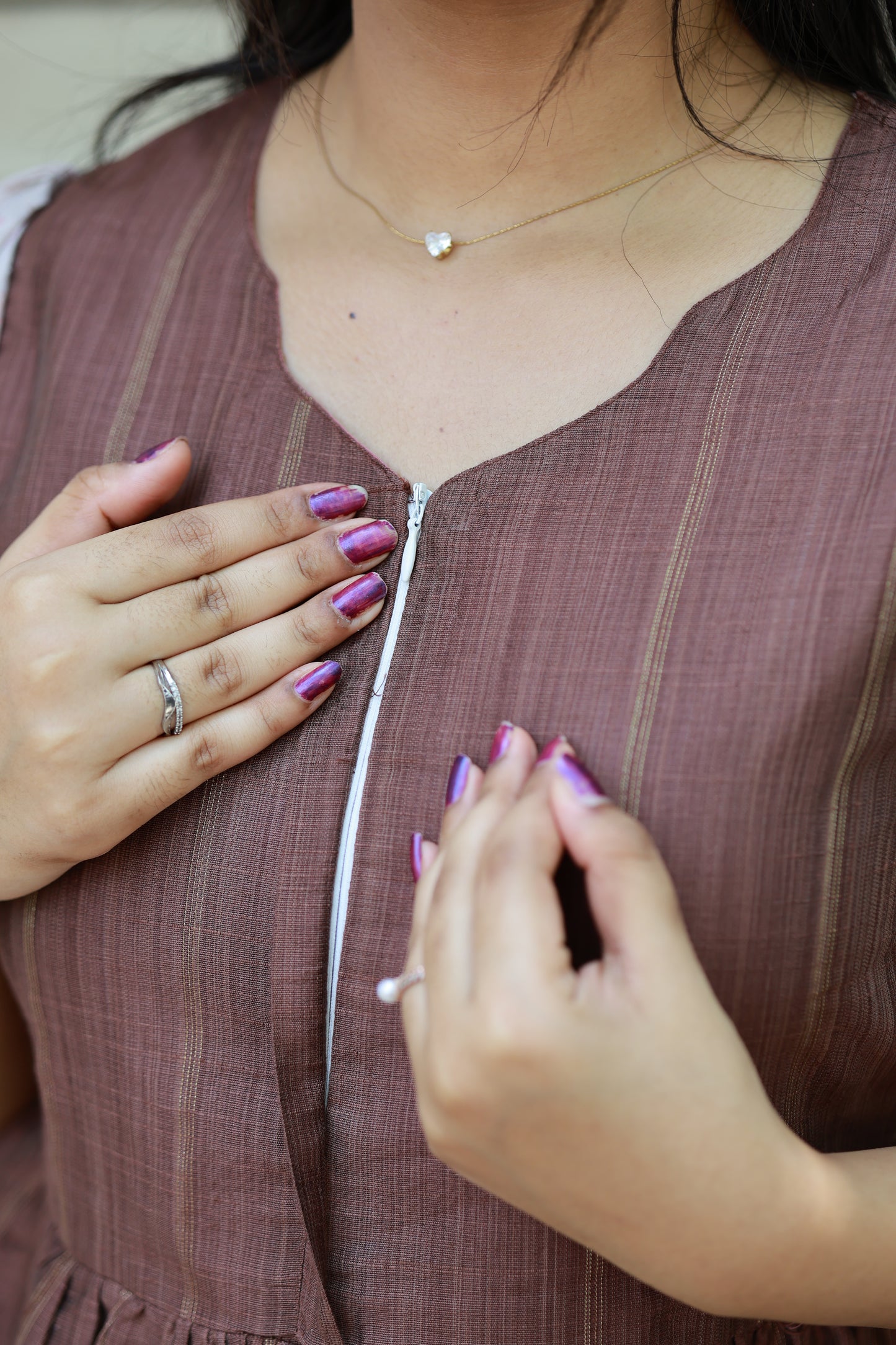 Butter slik - Center zip Normal / Maternity Midi/Gown- cotton lining - Brown