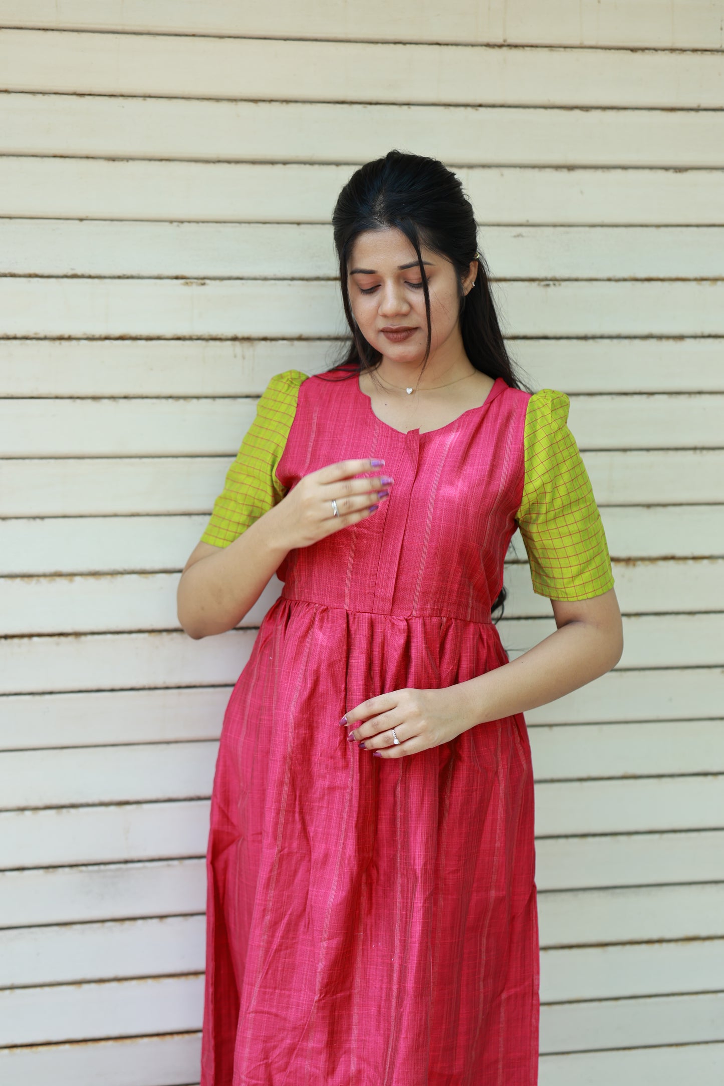 Neemai pink and green maternity dress, feeding zip model, elegant fit, soft breathable butter silk fabric, plus size festive weat