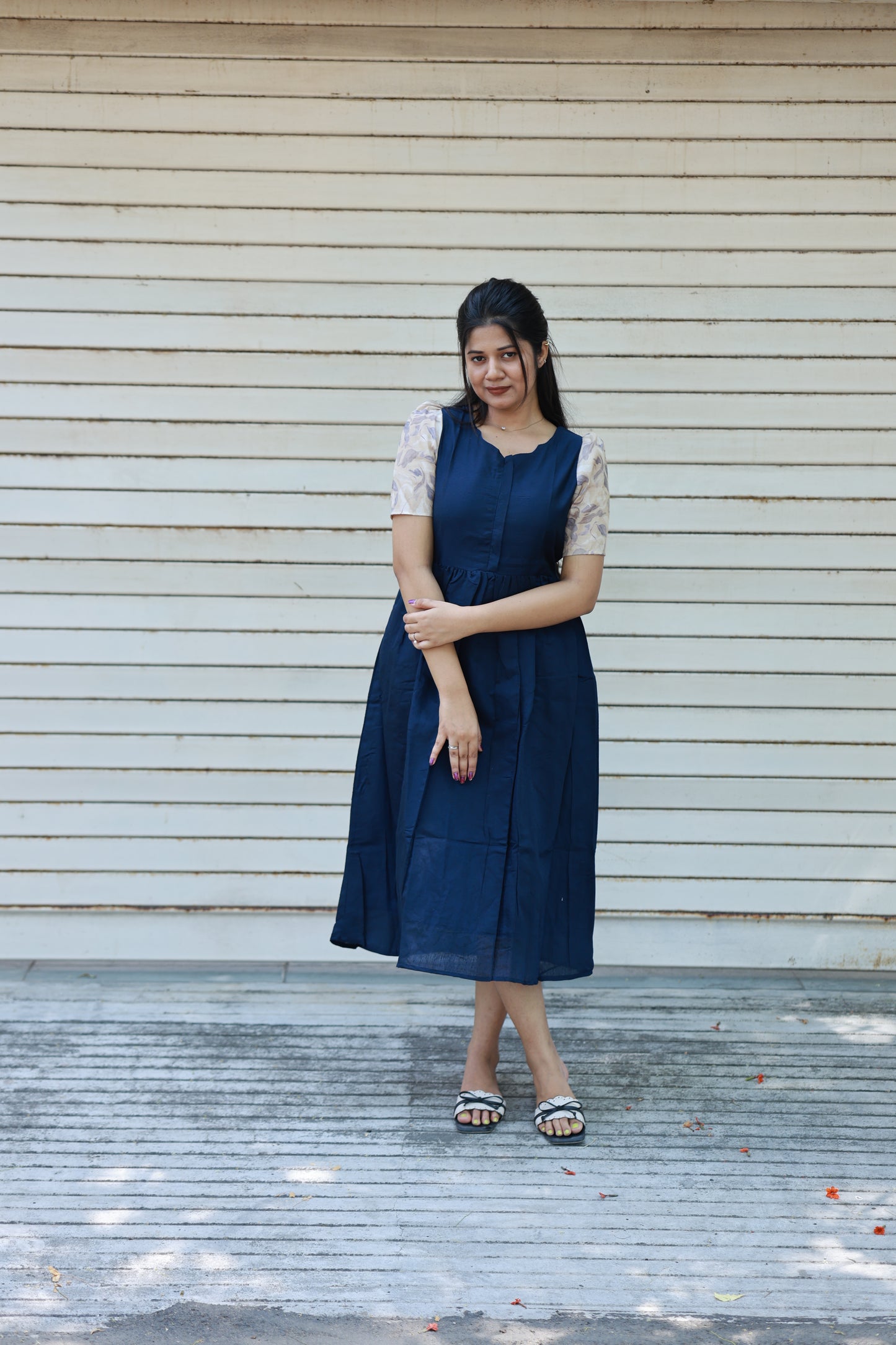 Butter slik - Center zip Normal / Maternity Midi/Gown- cotton lining -  Ink Blue