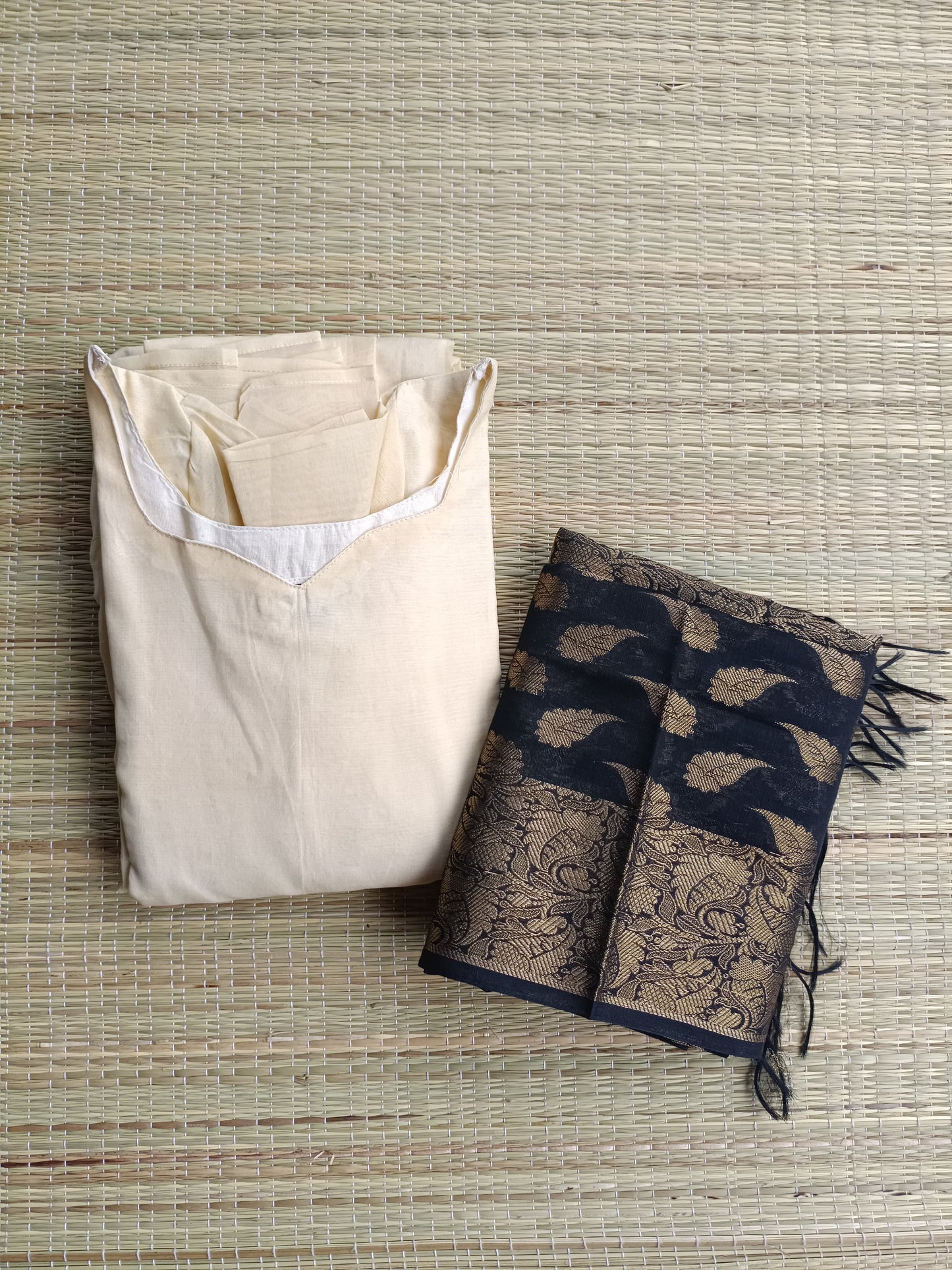 Banarasi Brocade Duppatta-  only Duppatta - Black Color