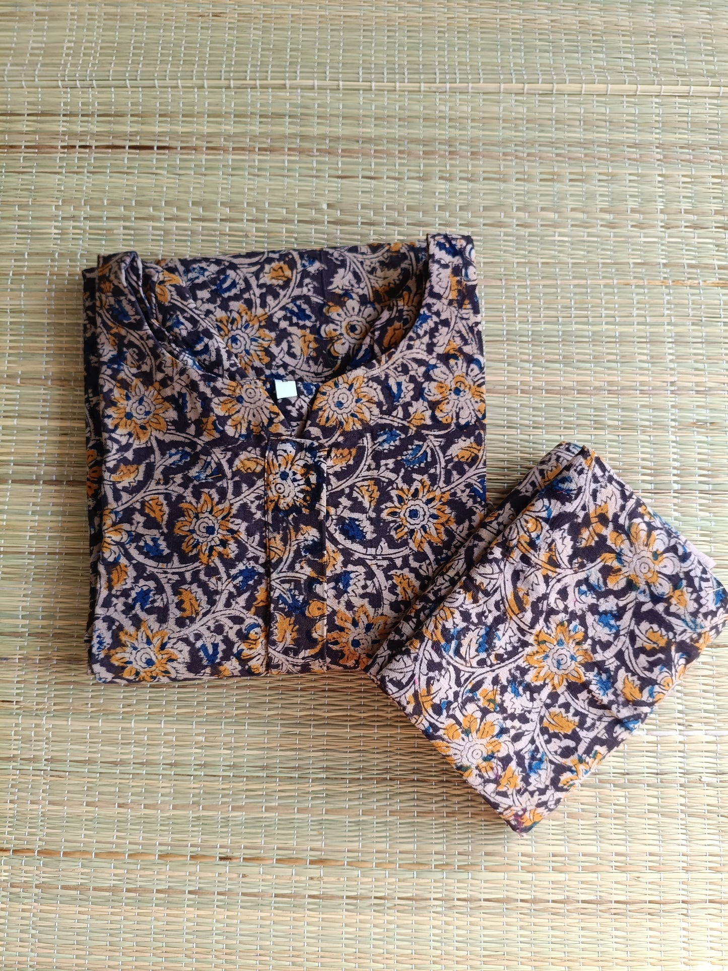 Block printed kalamkari cotton Maternity 2 pc chudidhar set [ Top with center side zip, and dupatta - Leaf red kalamkari (A line top) - flower navy kalamkari