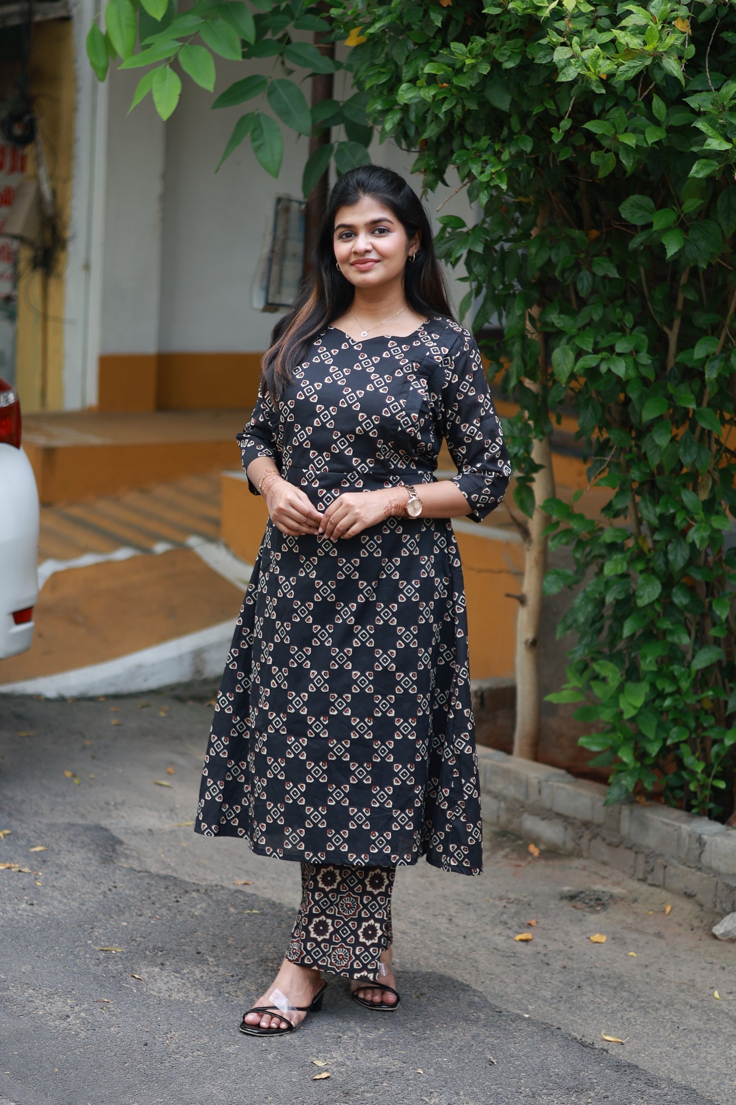 Cotton /Maternity 3 pc chudidhar set [ A line Top with double side zip, pant and dupatta] -Black with maroon butta ( No side open top)