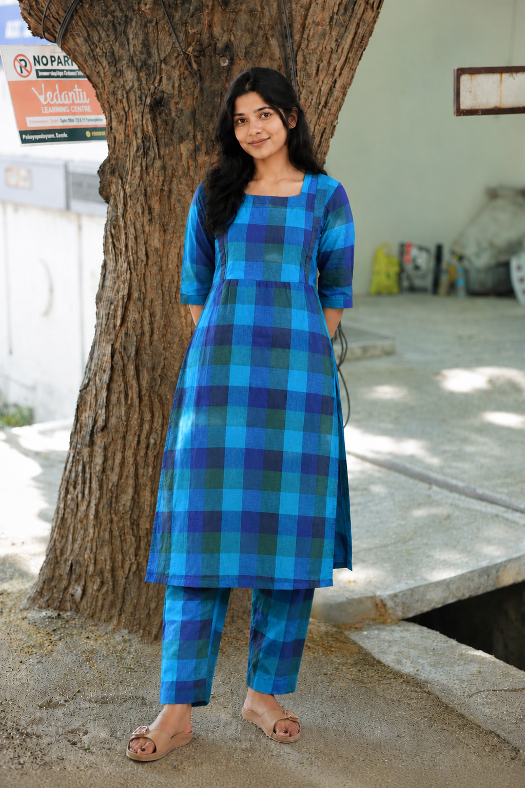 Madras check/ cotton Maternity 2 pc chudidhar set [ Top with double side zip, and Pant- Self blue checks