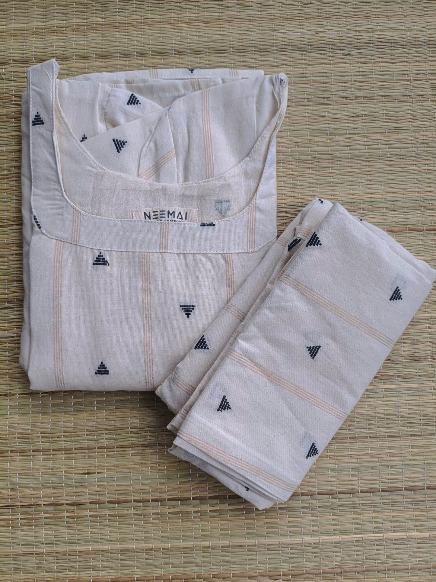Onam special Maternity 2 pc chudidhar set [ Top with double side zip, and pant] -White and black butta