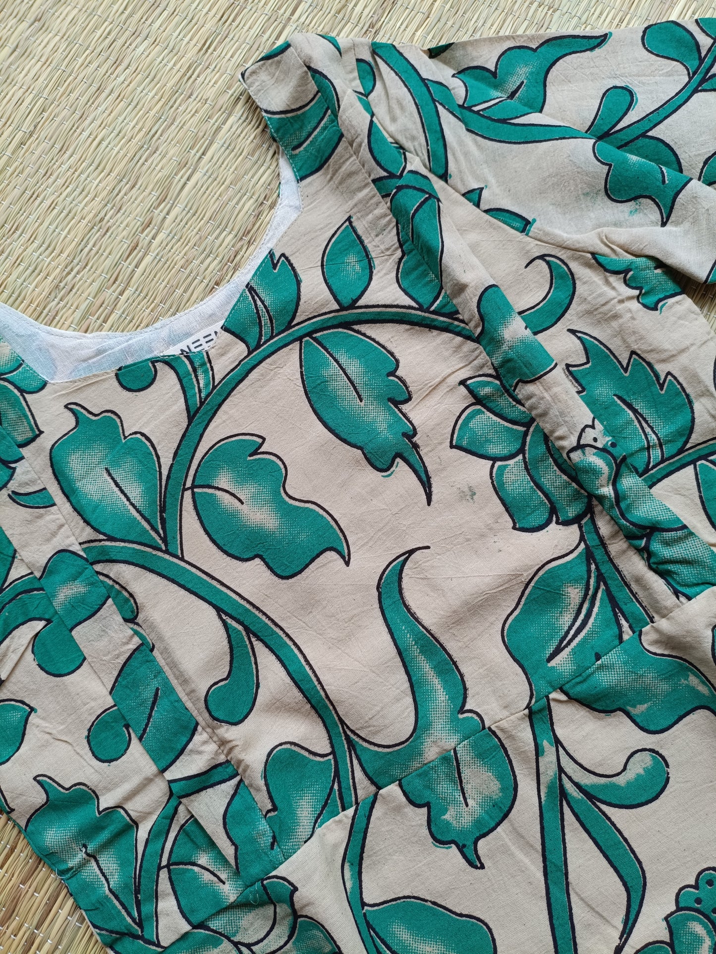 Block printed kalamkari cotton Maternity 2 pc chudidhar set [ Top with double side zip, and dupatta - Green Flower