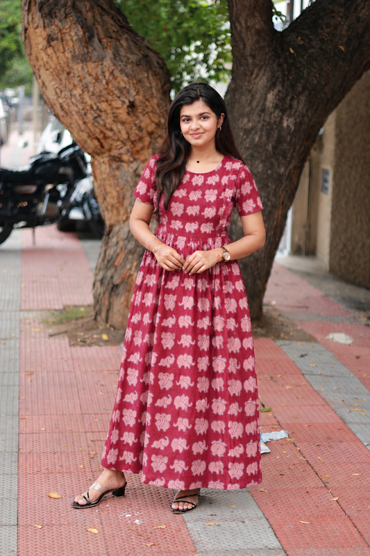 Kalamkari Cotton Maternity Feeding Gown/Maxi / Double side zip– red elephant