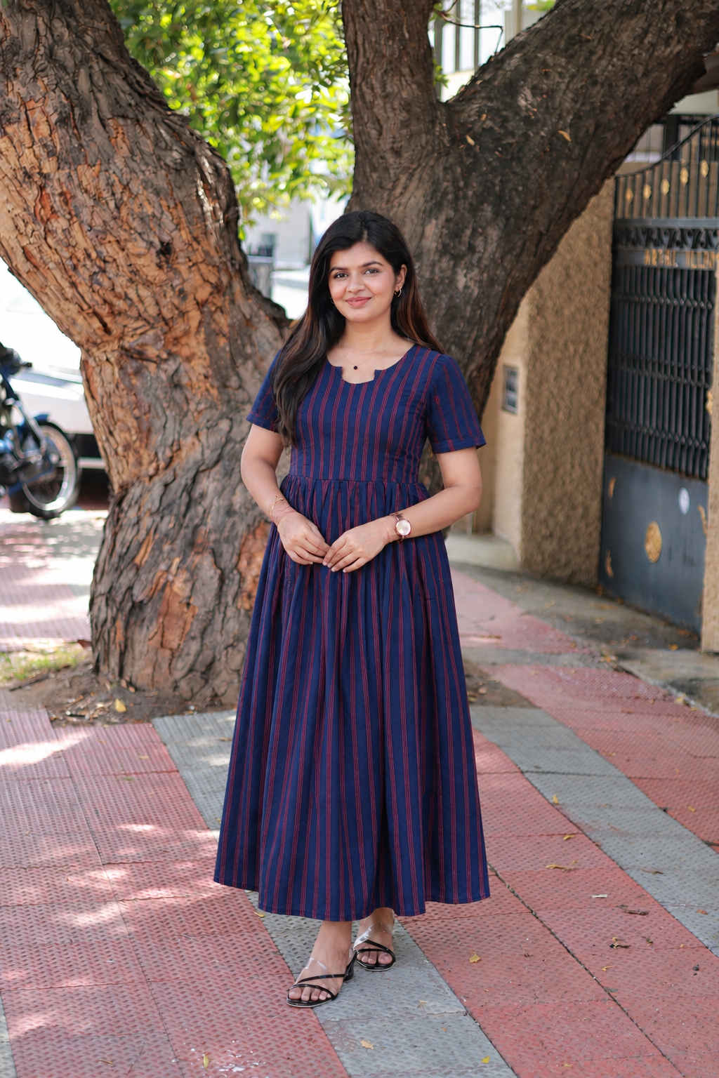 Handloom Cotton Maternity Feeding Gown/ maxi / Double side zip–Navy blue with pink line