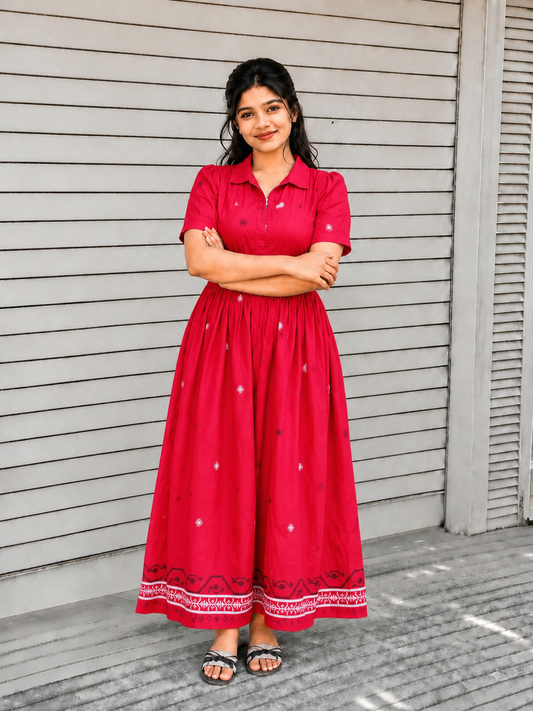 Handloom Jamdani - Maternity / Feeding - Maxi/Gown - Cotton Lining - Center zip- Collar Red, black and white