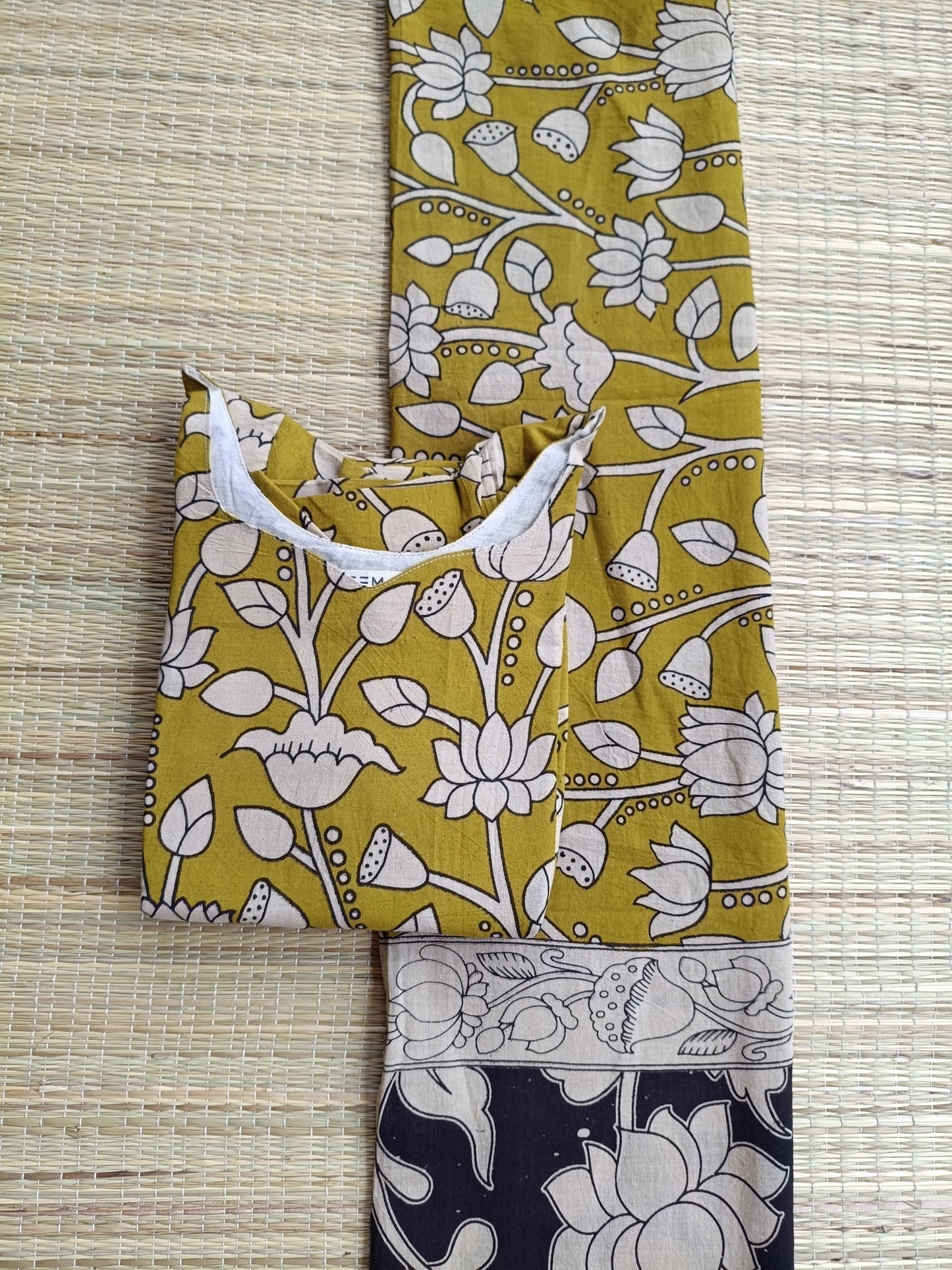 Block printed kalamkari cotton Maternity 2 pc chudidhar set [ Top with double side zip, and dupatta -Green flower