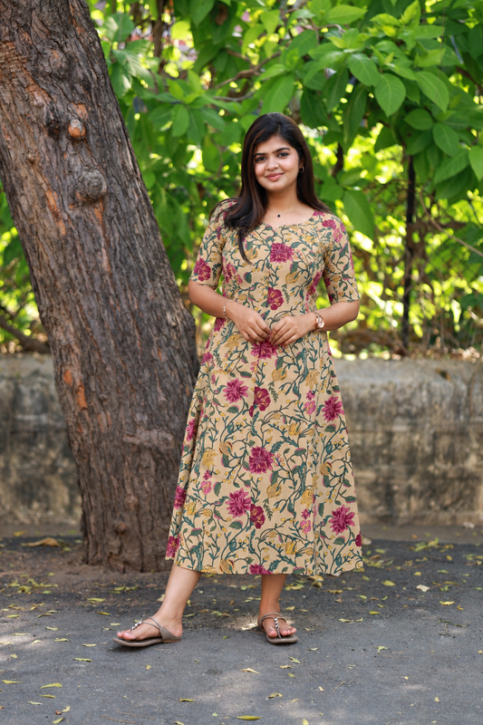 Kalamkari Cotton  A line Maternity Feeding Kurti /Center Zip(Dress length 45 inches)- Rose 🌹