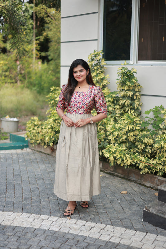 Cotton / Raw silk Maternity Maxi/Gown in center zip - Festival Collection- Full cotton lining - Kolam design with silver