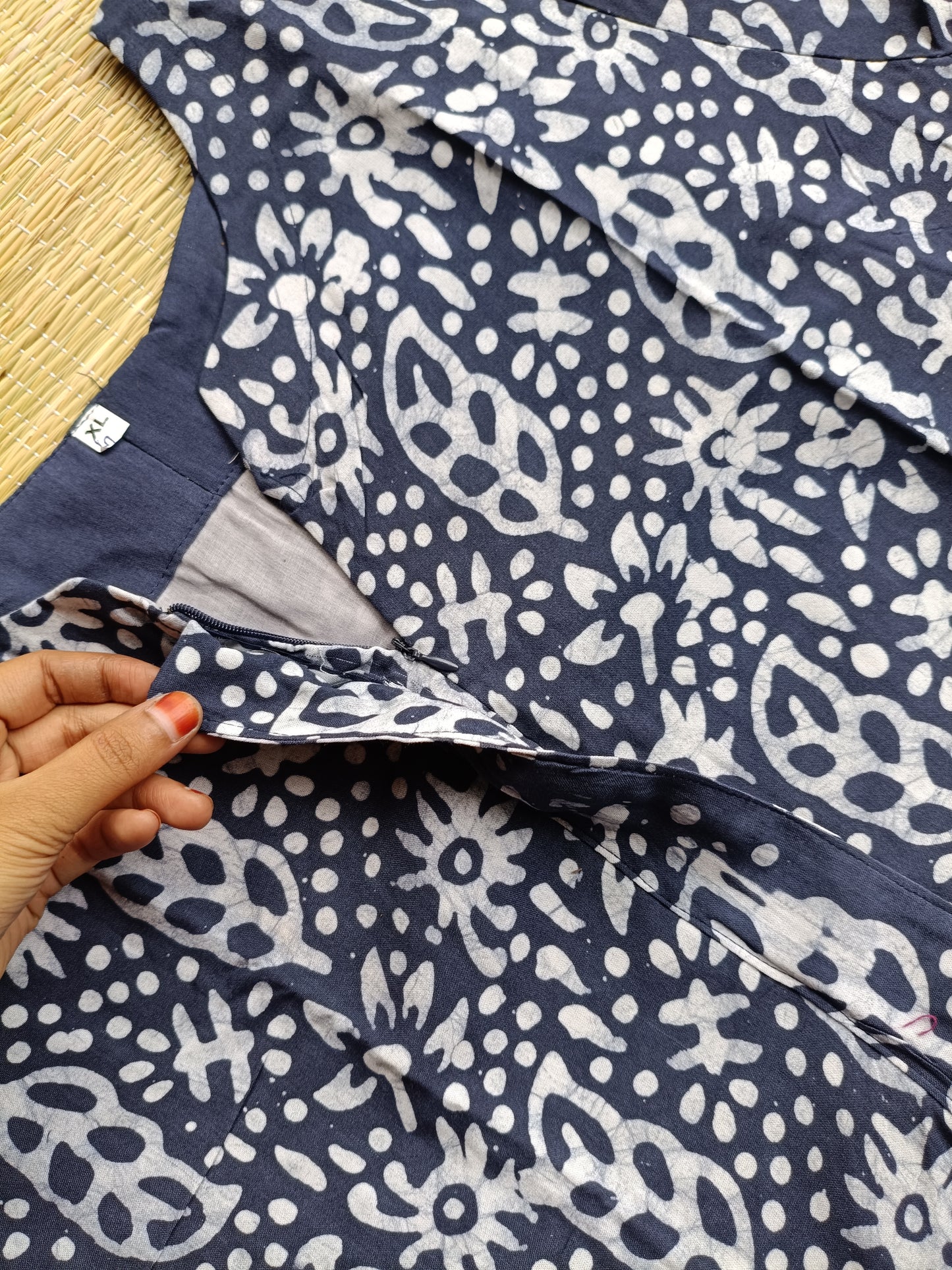 Cotton Maternity 3 pc chudidhar set [ Top with center side zip,  Pant and dupatta - White and navy blue