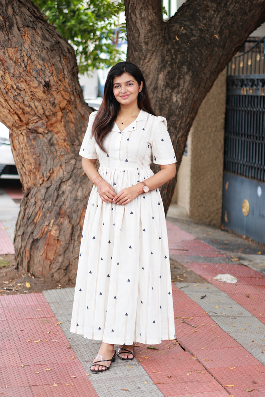 Prewashed Premium South Cotton | Casual | Maternity Dress | Center zip | White and Green butta