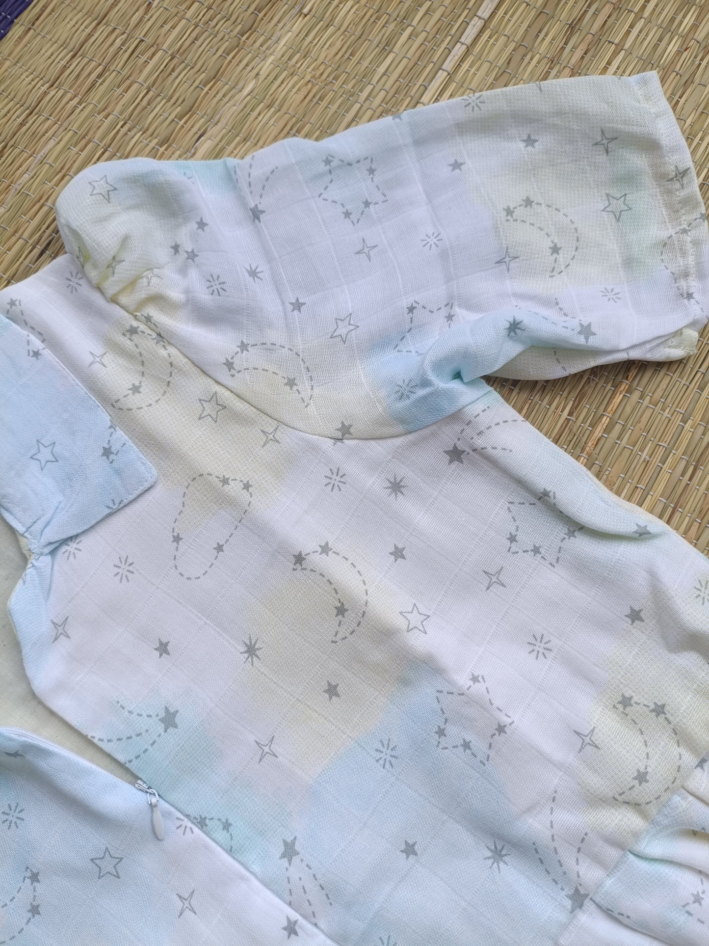 Premium Muslin - Feeding/ Maternity Maxi/Gown - Cotton lining with Center zip -Collar Star and moon white