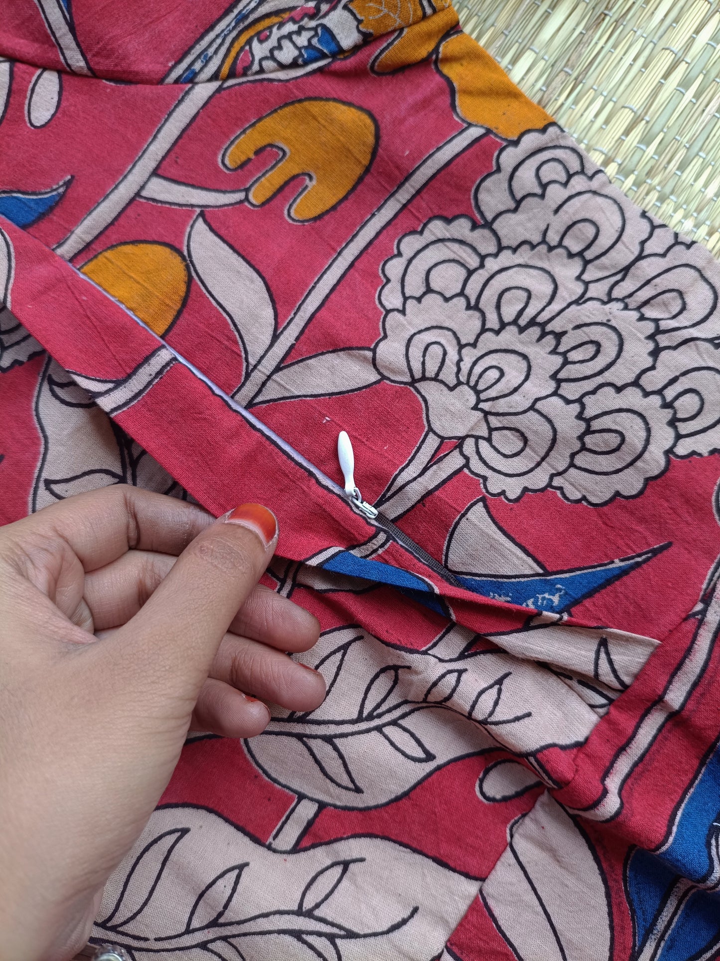 Block printed kalamkari cotton Maternity 2 pc chudidhar set [ Top with double side zip, and dupatta - Red Flower