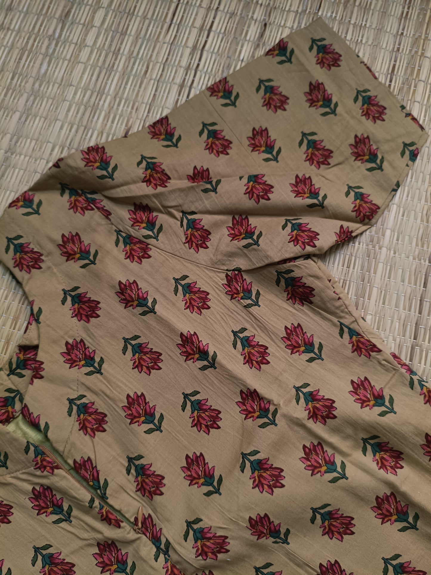 Kalamkari Cotton  A line Maternity Feeding Kurti /Center Zip(Dress length 45 inches)- Mini flowers