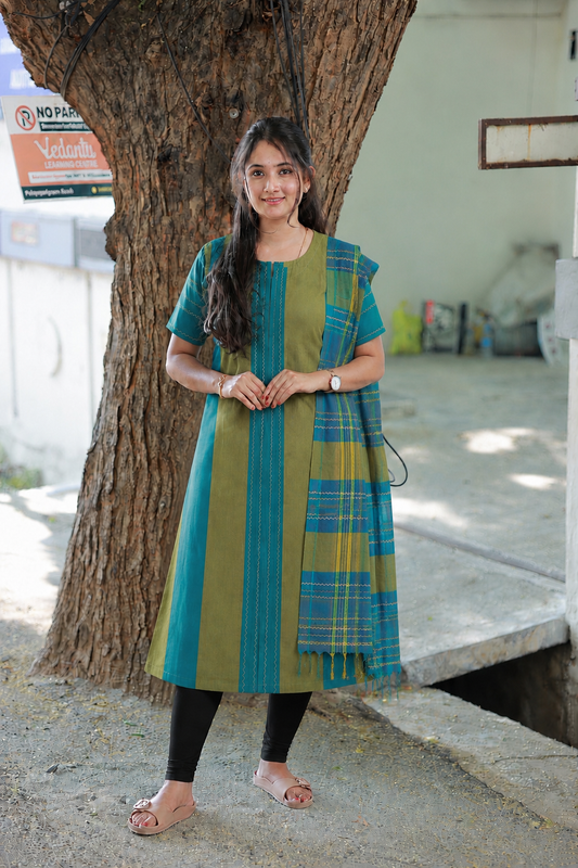 Cotton Maternity 2 pc chudidhar set [ Top with center zip, and dupatta]  -  Green and blue - Aline Top and No side open