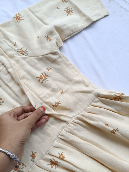 Premium Muslin- Feeding/ Maternity Maxi/Gown - Cotton lining /Double side zip - Cream Mini Flower