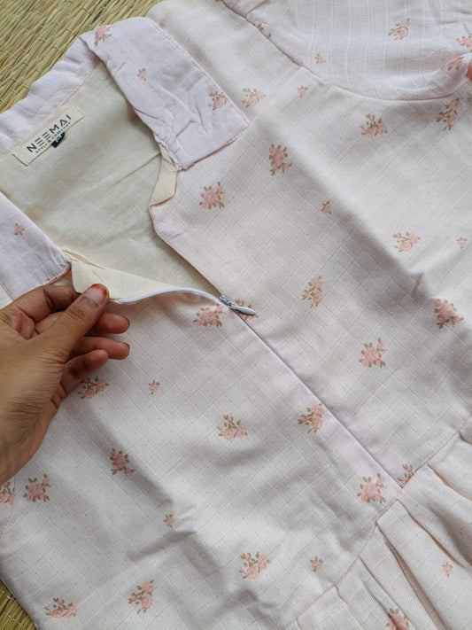 Premium Muslin - Feeding/ Maternity Maxi/Gown - Cotton lining with Center zip -Collar light pink
