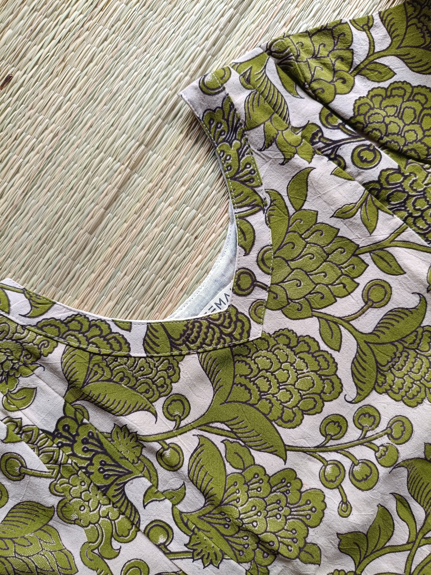 Block printed kalamkari cotton Maternity 2 pc chudidhar set [ Top with double side zip, and dupatta - Light Green Flower