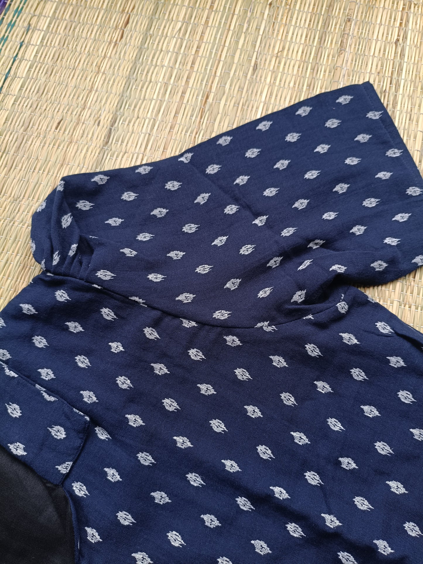 Premium Muslin/Cotton - Feeding/ Maternity Maxi/Gown - Cotton lining /Center zip -Collar  Navy blue and white butta