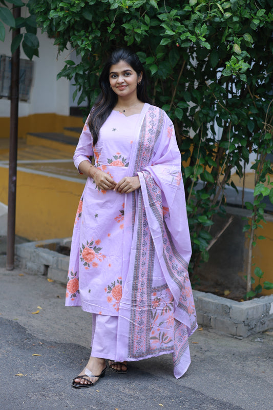 Cotton /Maternity 3 pc chudidhar set [ A line Top with double side zip, pant and dupatta] -Lavender  with orange flower ( No side open top)