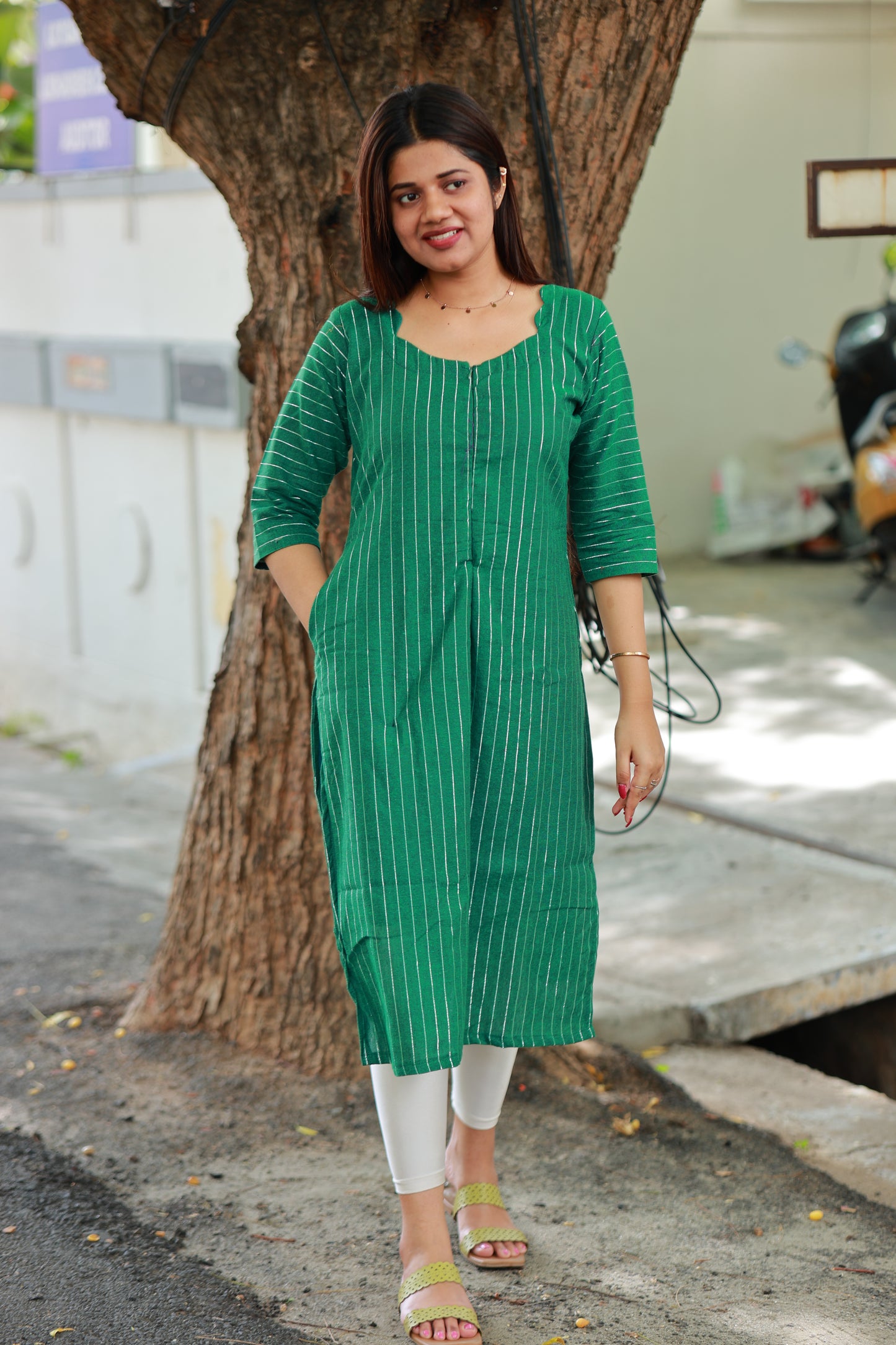 Center zip Cotton   Normal /Feeding kurti - Green