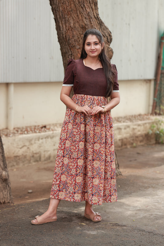  Kalamkari Cotton - Feeding/Maternity- Maxi/Gowns- Double side zip- Soft and breathable fabric, comfortable for all-day wear, Lightweight maternity outfit