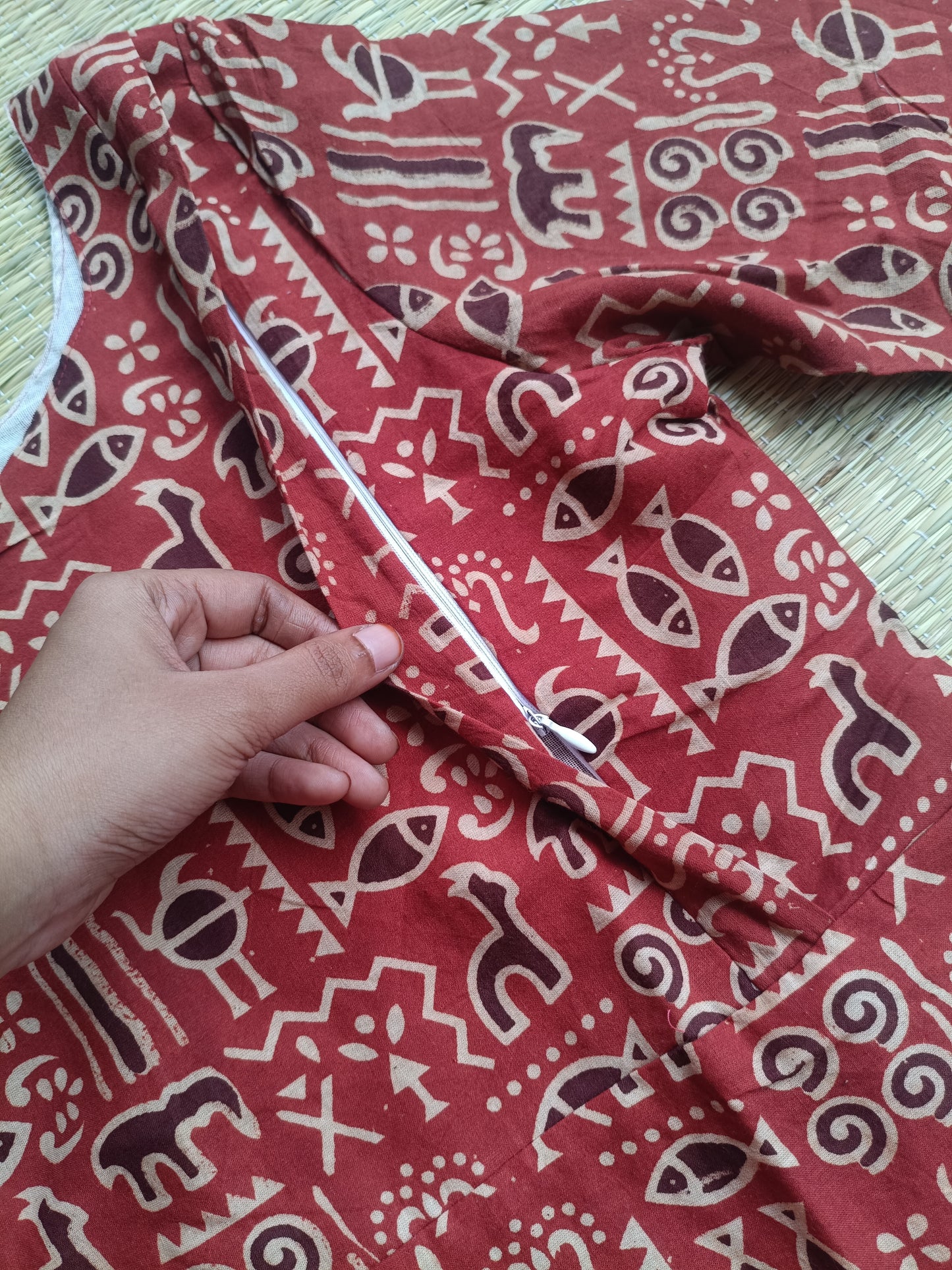 Block printed kalamkari cotton Maternity 2 pc chudidhar set [ Top with double side zip, and dupatta - Red fish