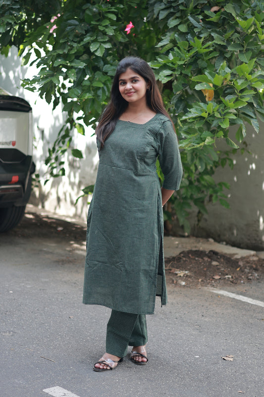 Prewashed pure Cotton checks / Maternity 2 pc Coordset [ Top with double side zip, and Pant] - Small checks Green